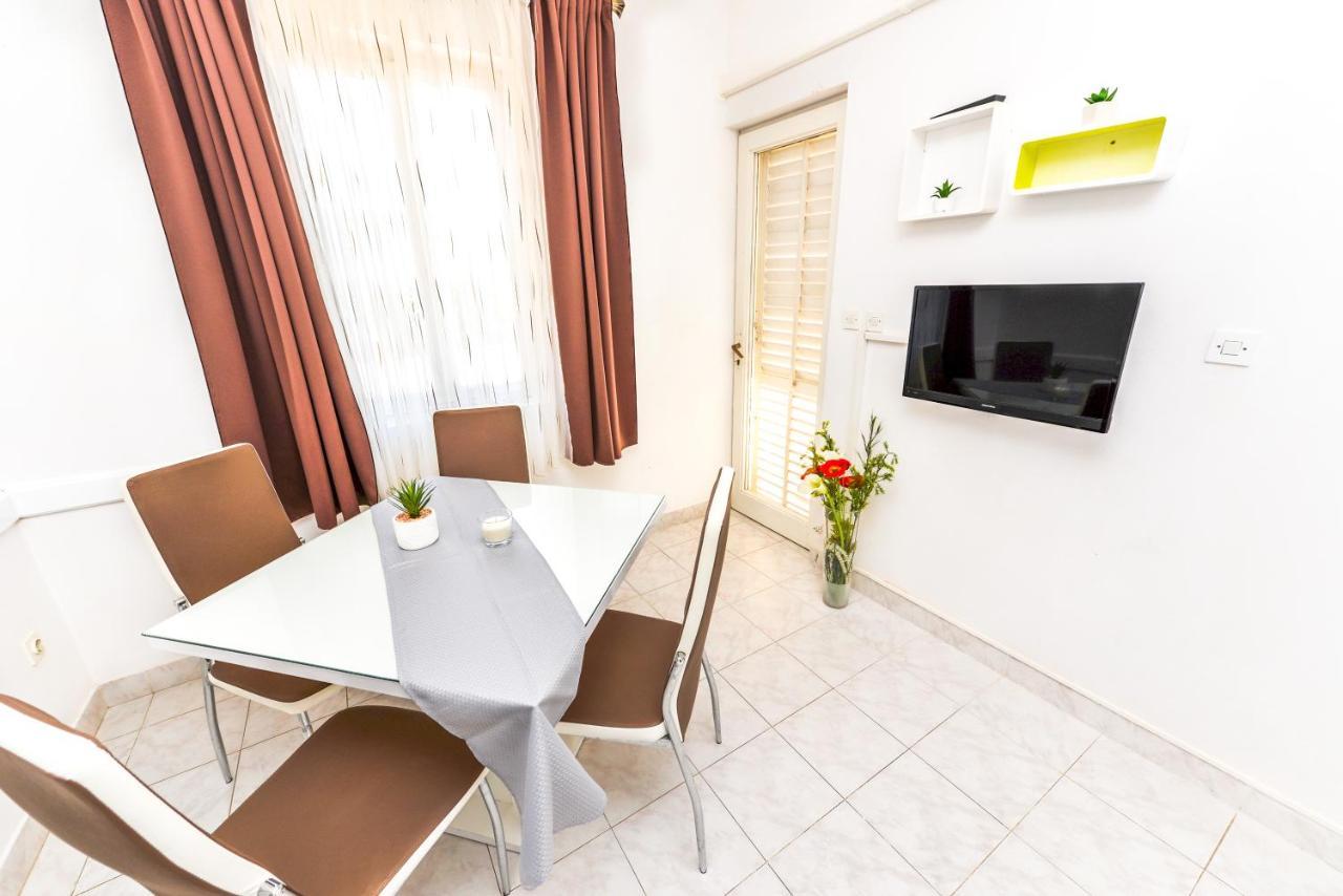 נובליה Apartments Ankica מראה חיצוני תמונה
